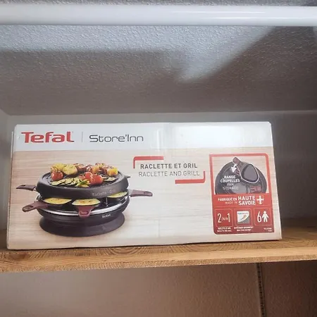 Les Mouflons, 4 A 6 Personnes 베세-에-생타나스타시